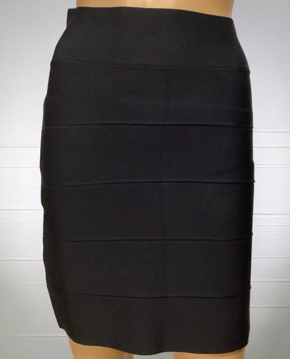BCBGMAXAZRIA Black Bandage Pencil Skirt Size Medium Bodycon Fitted NWT